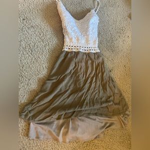 Women’s dress size small